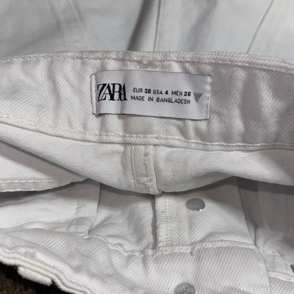 White Zara High Rise Jean Shorts - Picture 4 of 5